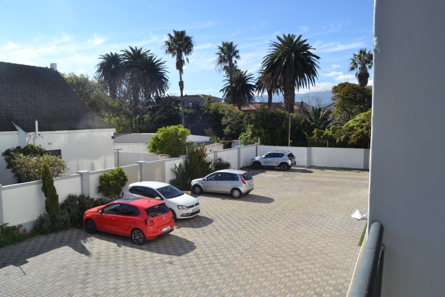 To Let 1 Bedroom Property for Rent in Strand North Western Cape